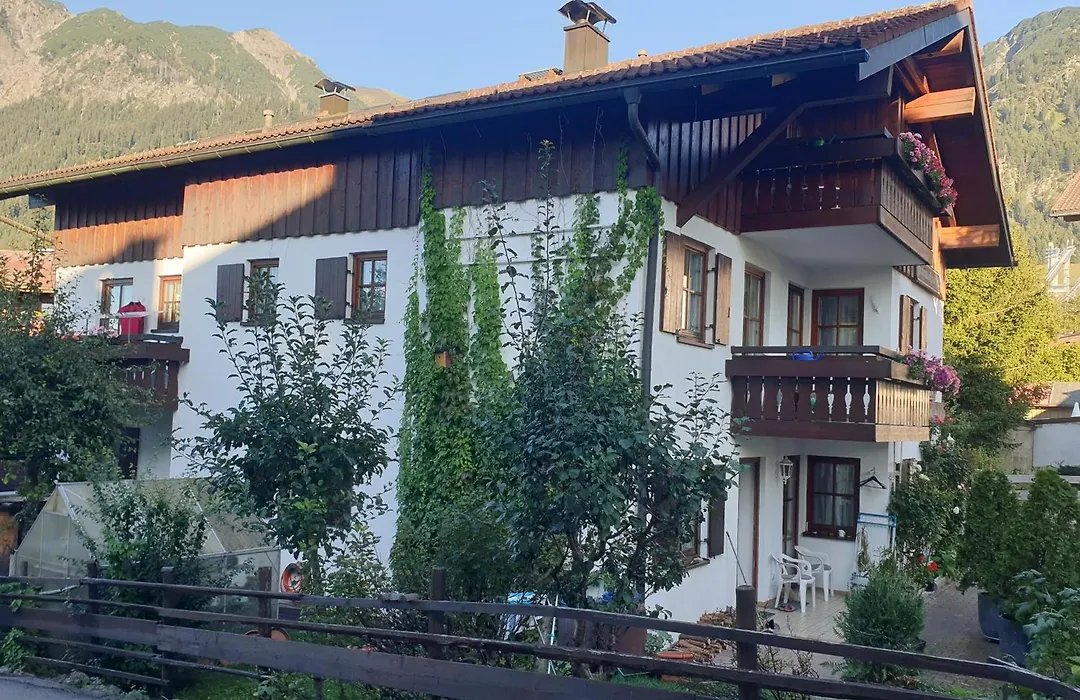 Haus Rotspitze-1